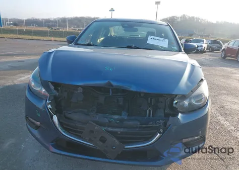 2018 Mazda Mazda3 Sport из США, поврежденный, VIN 3MZBN1U76JM277027